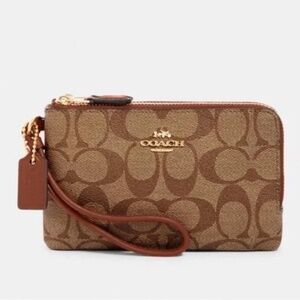 Beautiful Coach Double Zip Wristlet NWT